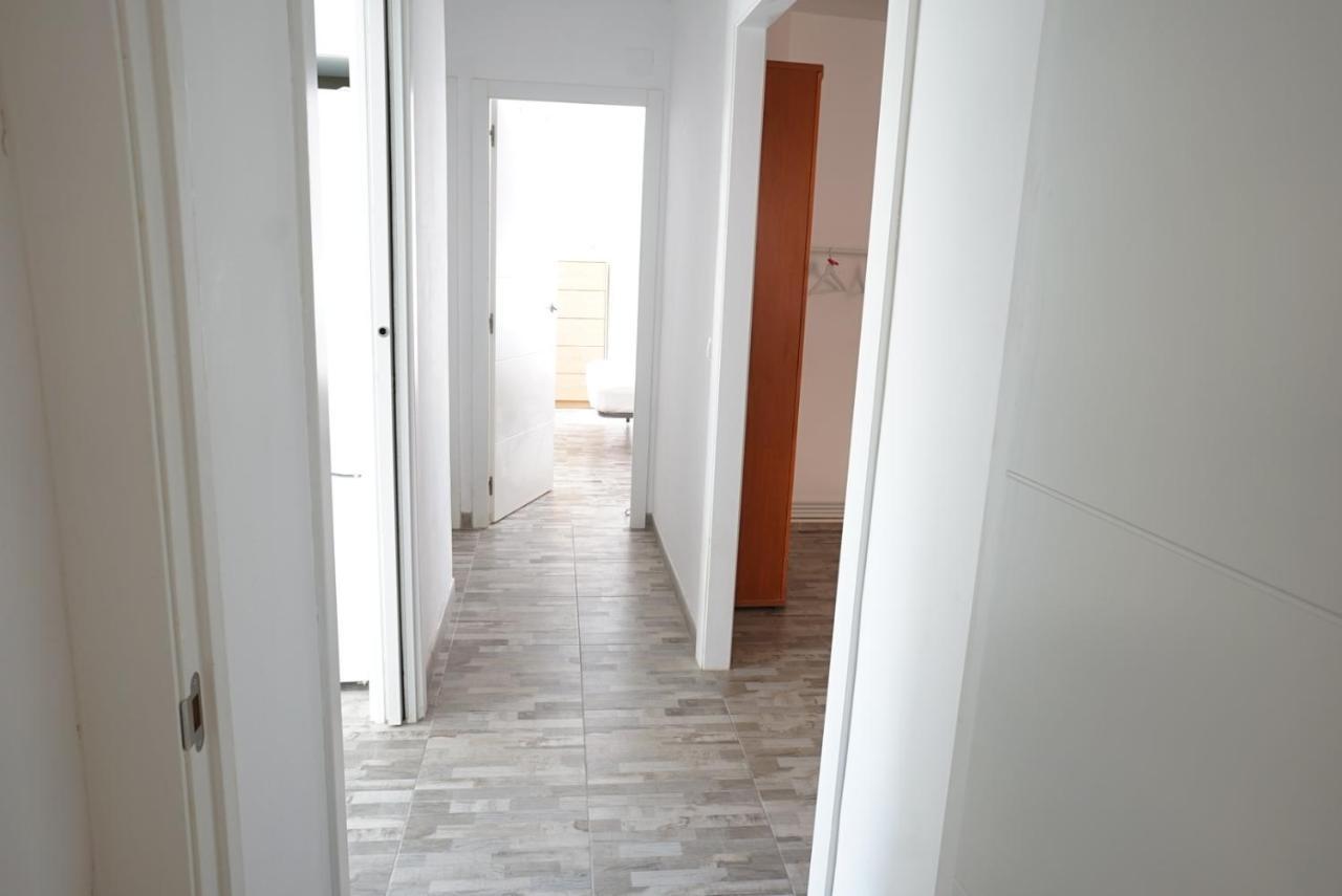 Centrico Y Amplio En Malaga Apartment Luaran gambar
