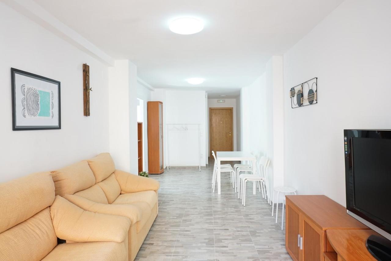 Centrico Y Amplio En Malaga Apartment Luaran gambar