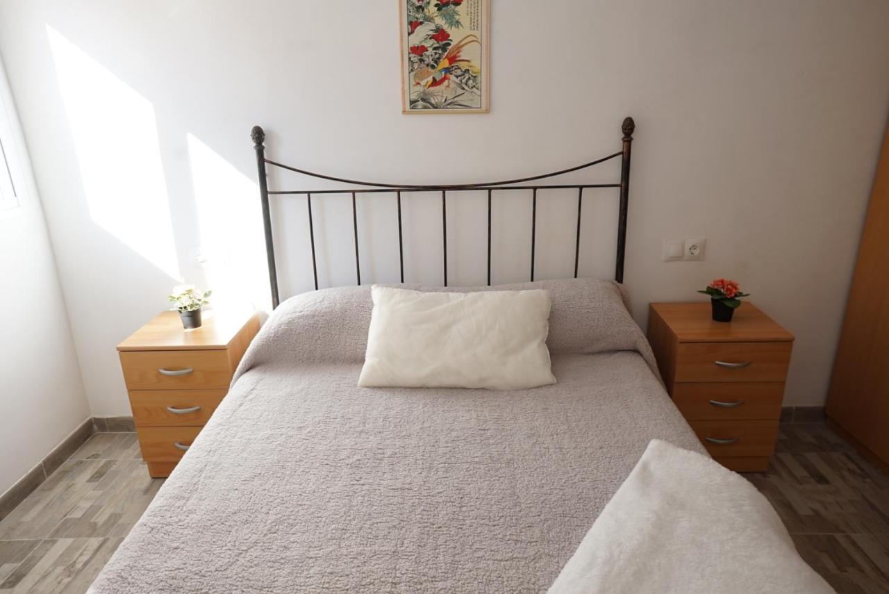 Centrico Y Amplio En Malaga Apartment Luaran gambar